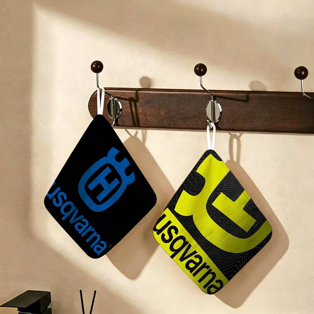 Commercial Printing Logo - Husqvarna 로고 폴리에스터 면 손수건, 걸이