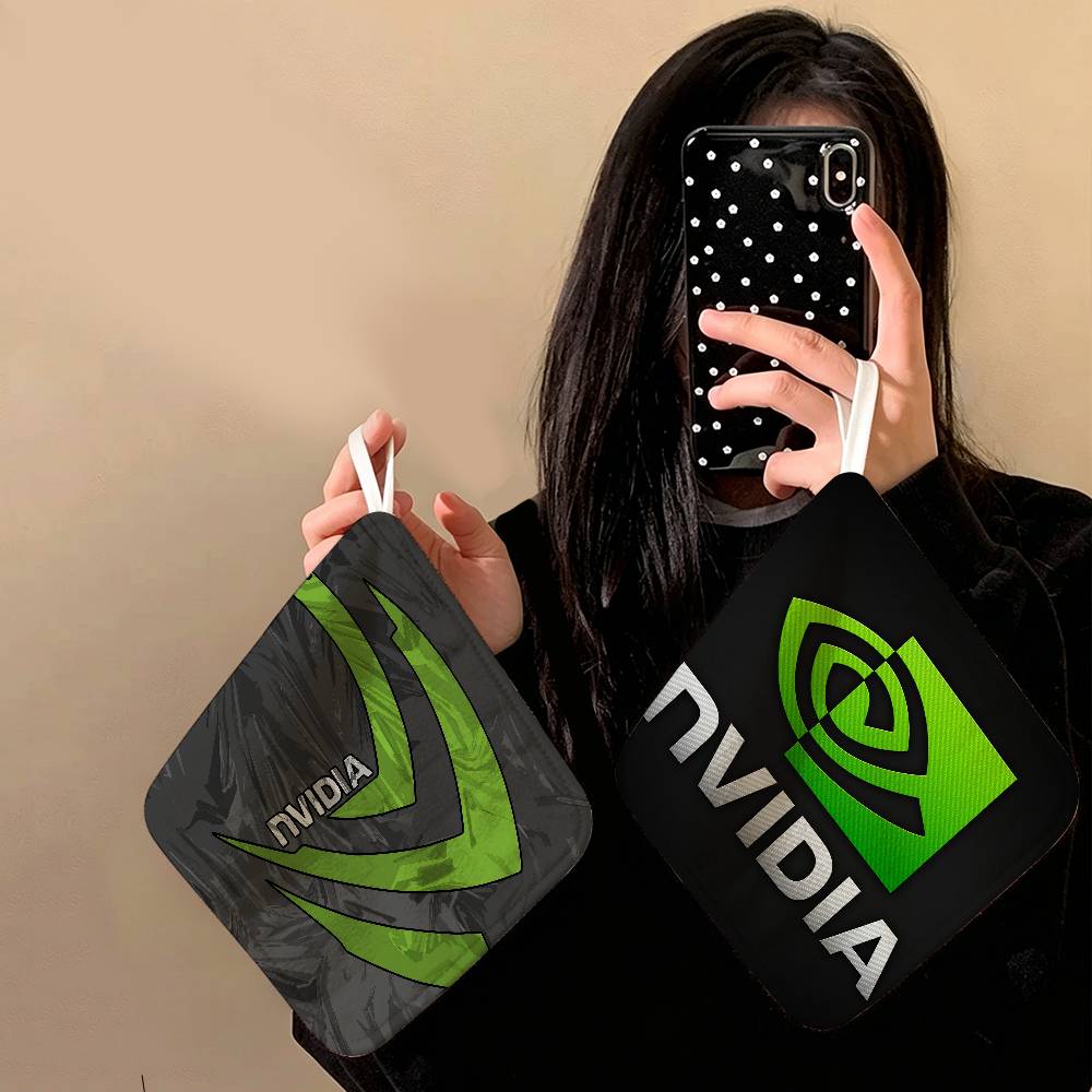 전 세계적으로 유명한 N-Nvidia 로고 폴리에스터  - Commercial Printing Logo 리뷰 및 가격